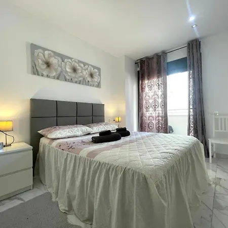 Modernos & Spa. Sunny Torrevieja, Espana. Apartment