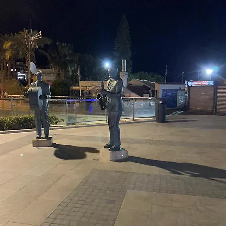 Modernos & Spa. Sunny Torrevieja, Espana. Appartement